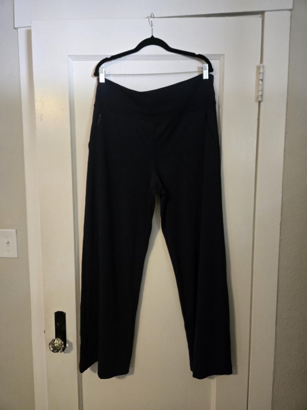 Athleta Navy Wide-Leg Pants with Black Tuxedo Stripe